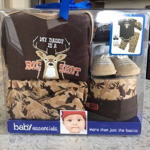 5-Piece Camo/Deer Layette Set